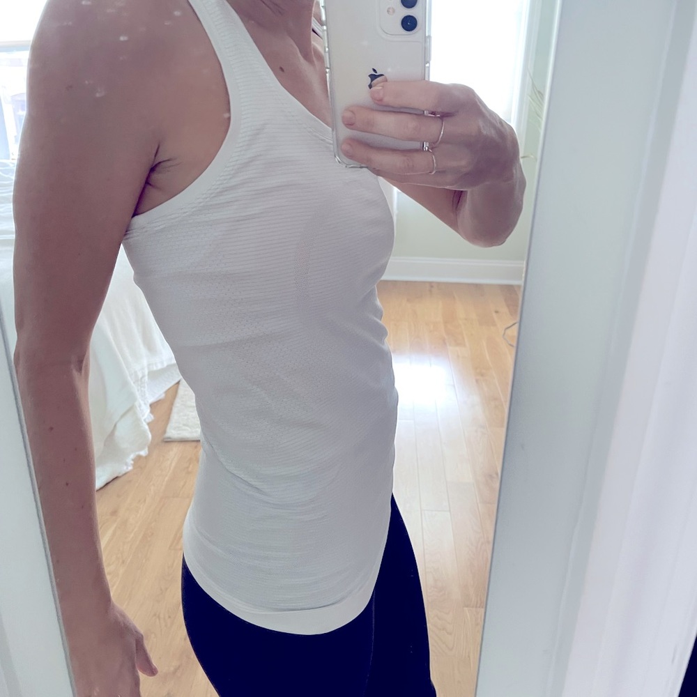Like new lulu tank!